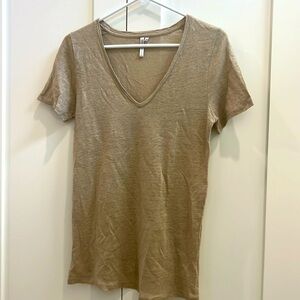 Banana republic linen V-neck T-shirt